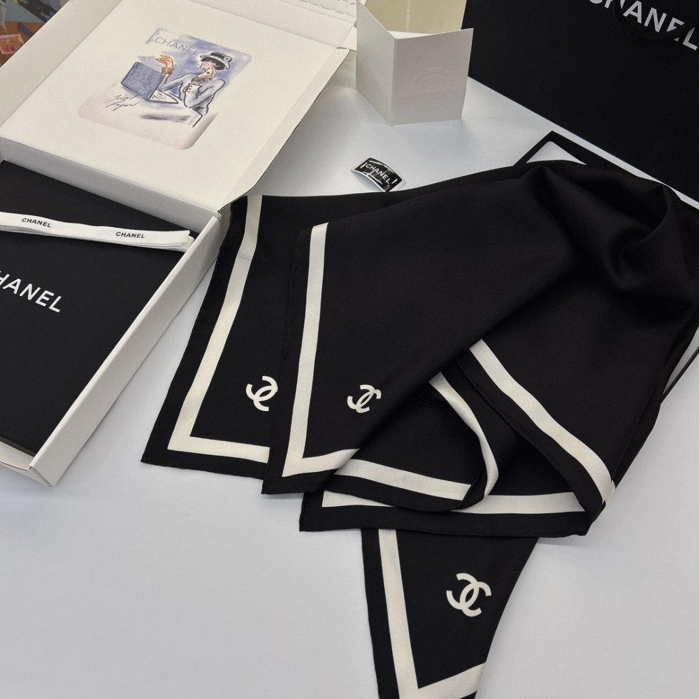 Chanel 100% silk 90cm square scarf!  
