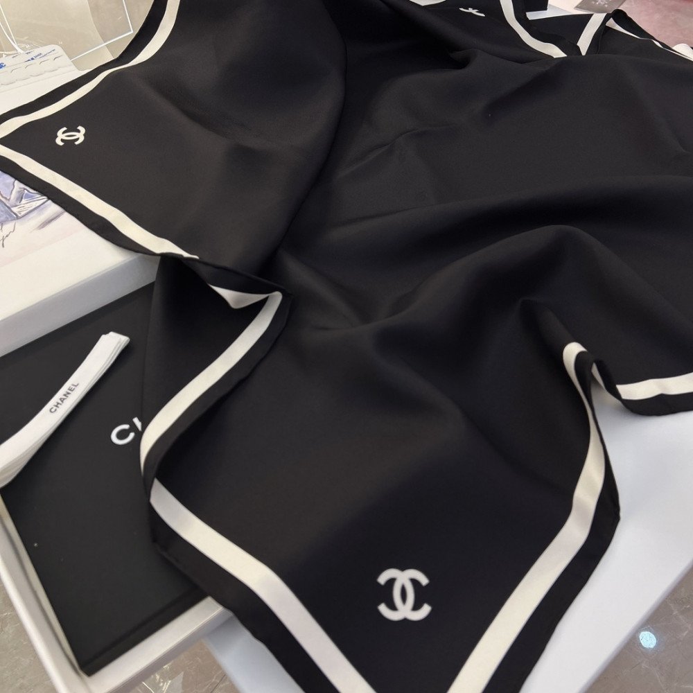 Chanel 100% silk 90cm square scarf!  