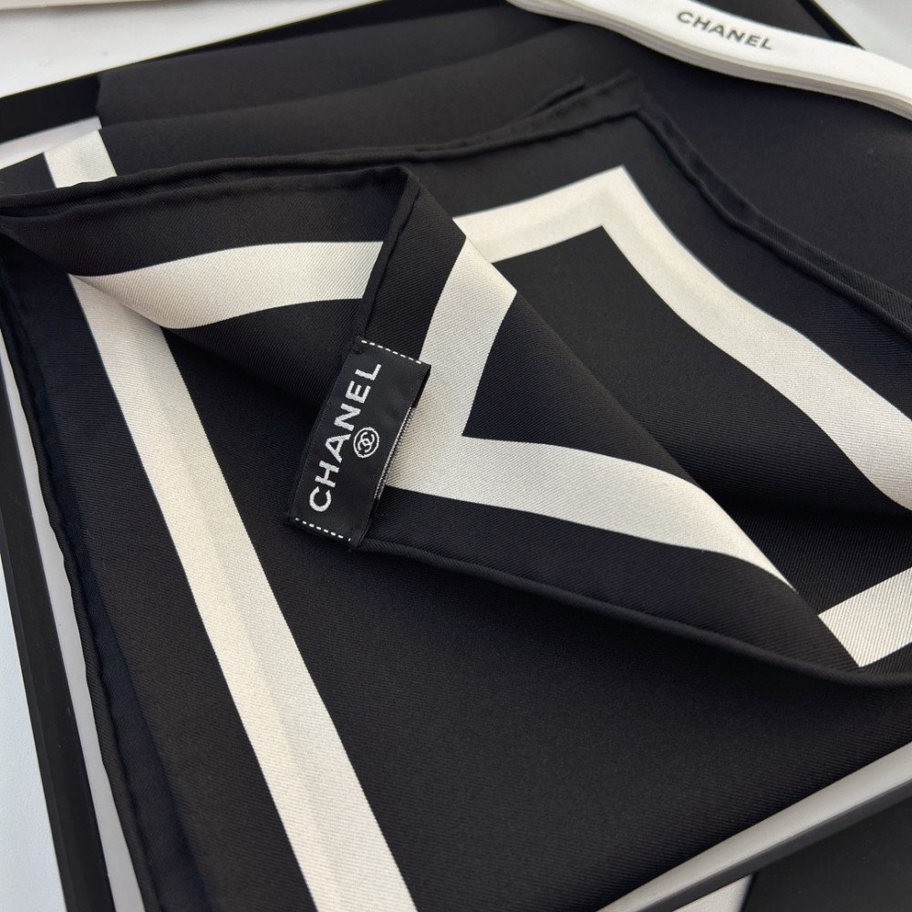 Chanel 100% silk 90cm square scarf!  