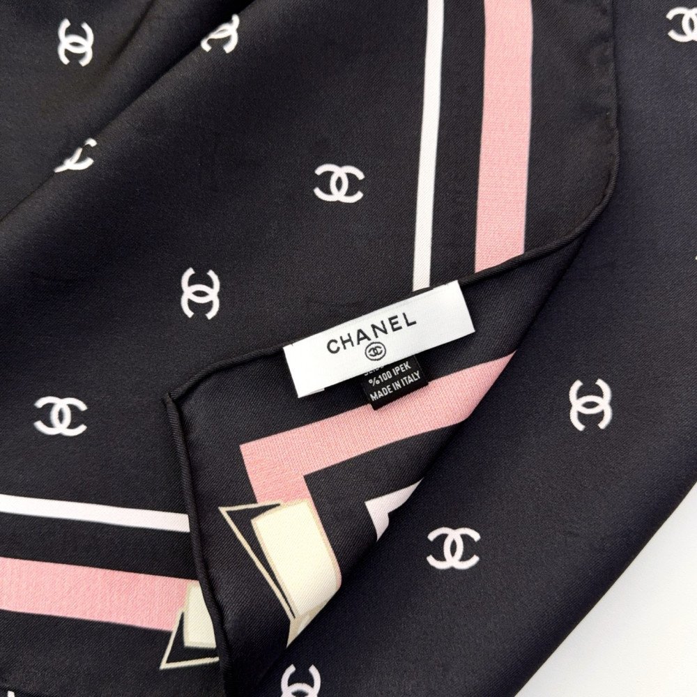 Chanel 100% silk 90cm square scarf!  