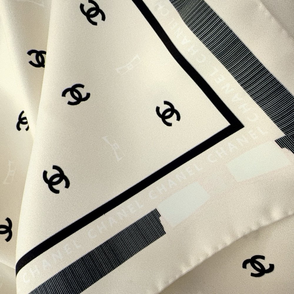 Chanel 100% silk 90cm square scarf!  
