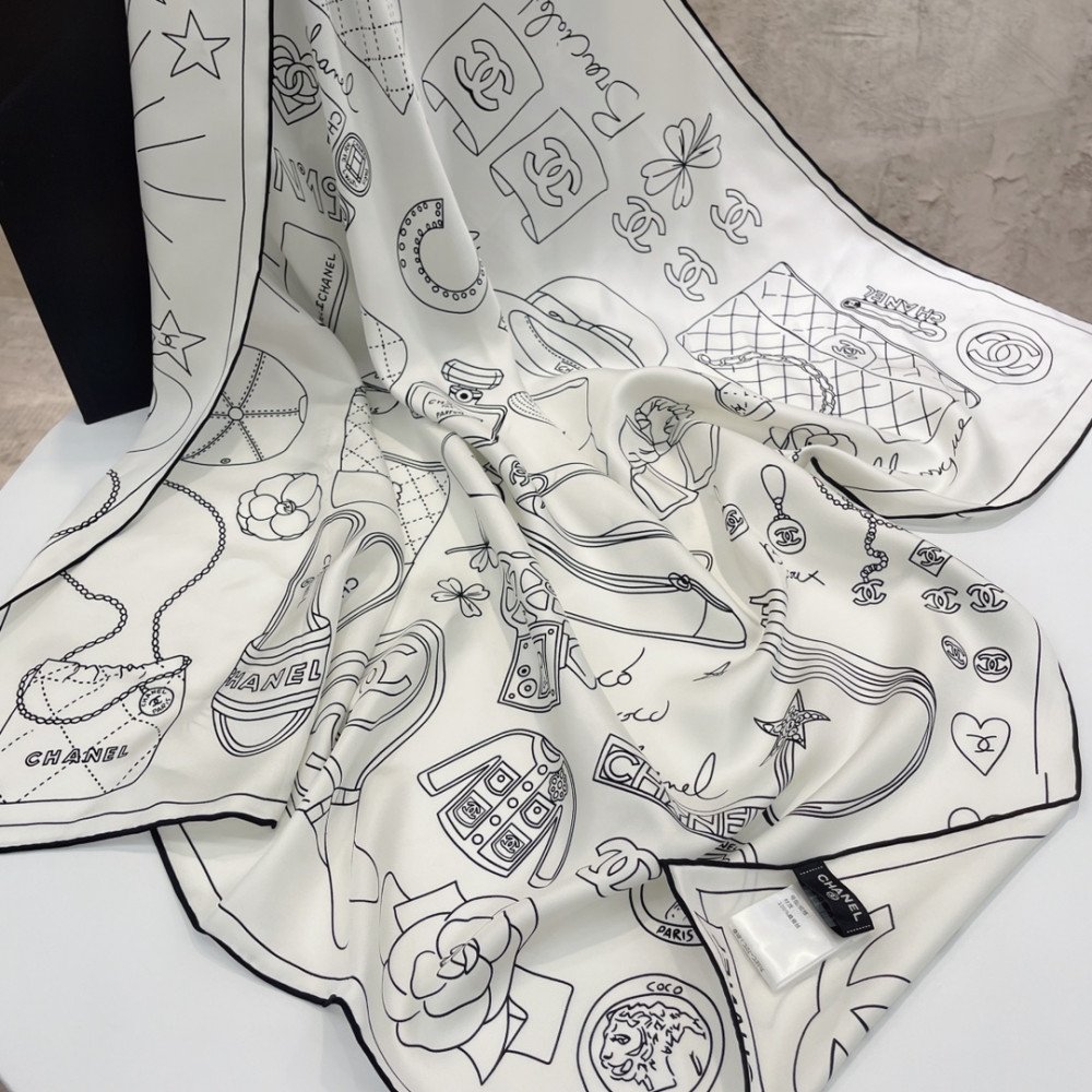 Chanel 100% silk 90cm square scarf! Chanel 100% silk 90cm square scarf!