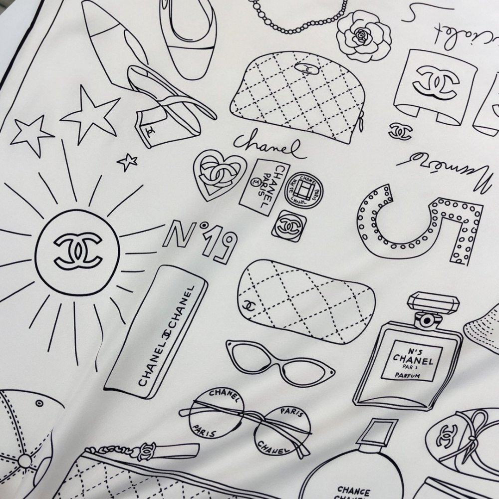 Chanel 100% silk 90cm square scarf! Chanel 100% silk 90cm square scarf!