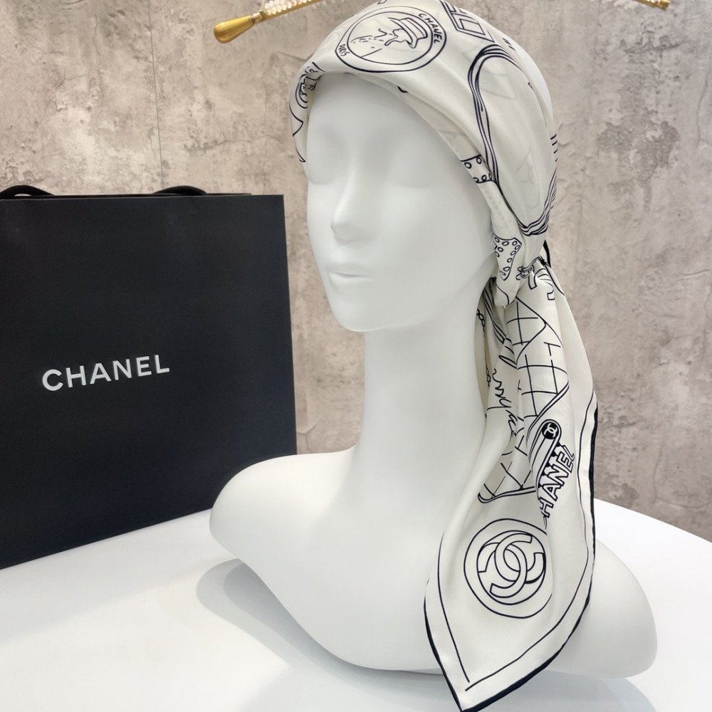 Chanel 100% silk 90cm square scarf! Chanel 100% silk 90cm square scarf!