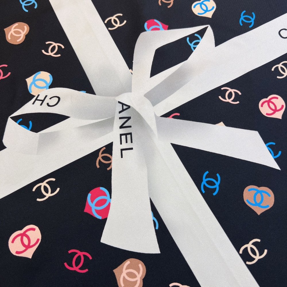 Chanel 100% silk 90cm square scarf!  