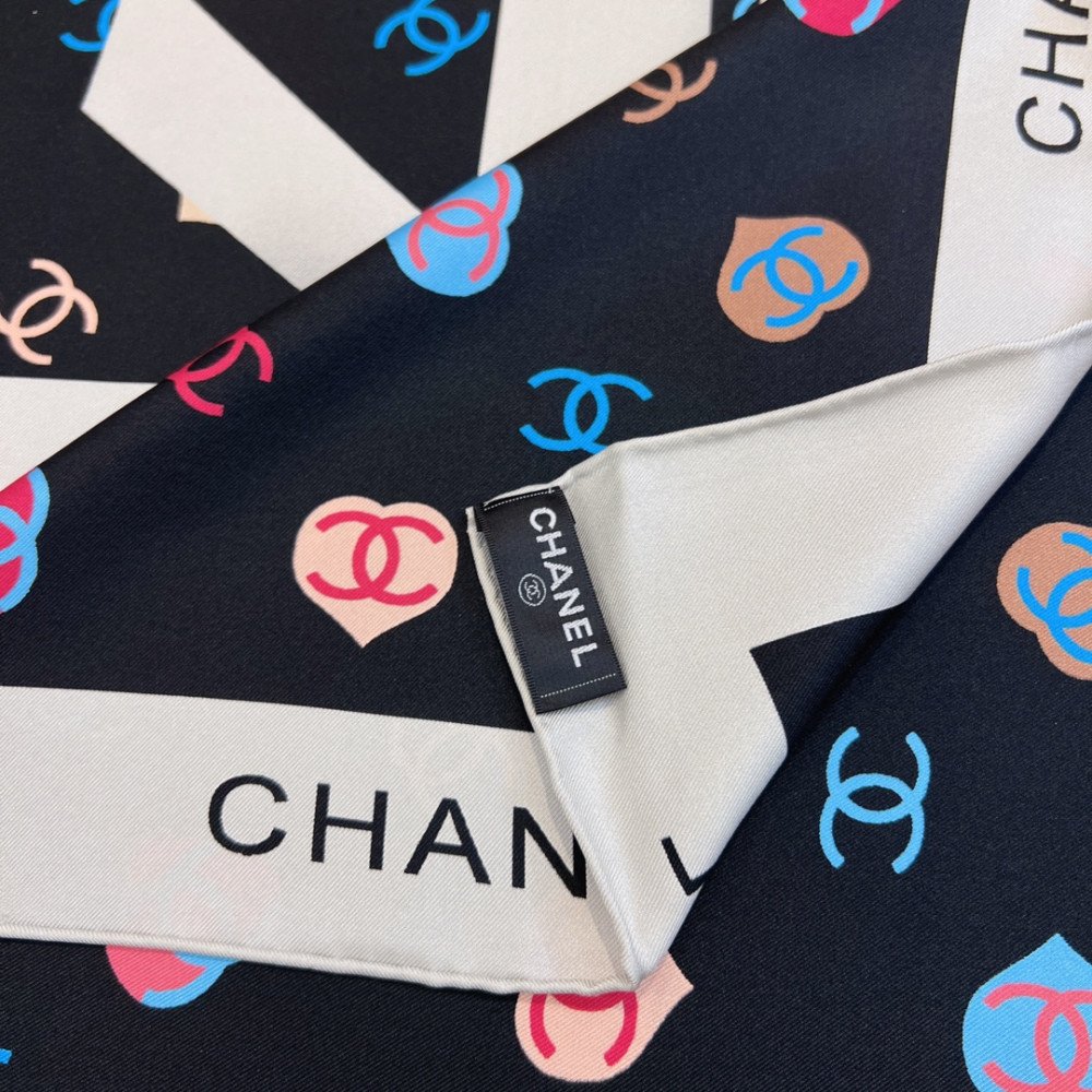 Chanel 100% silk 90cm square scarf!  