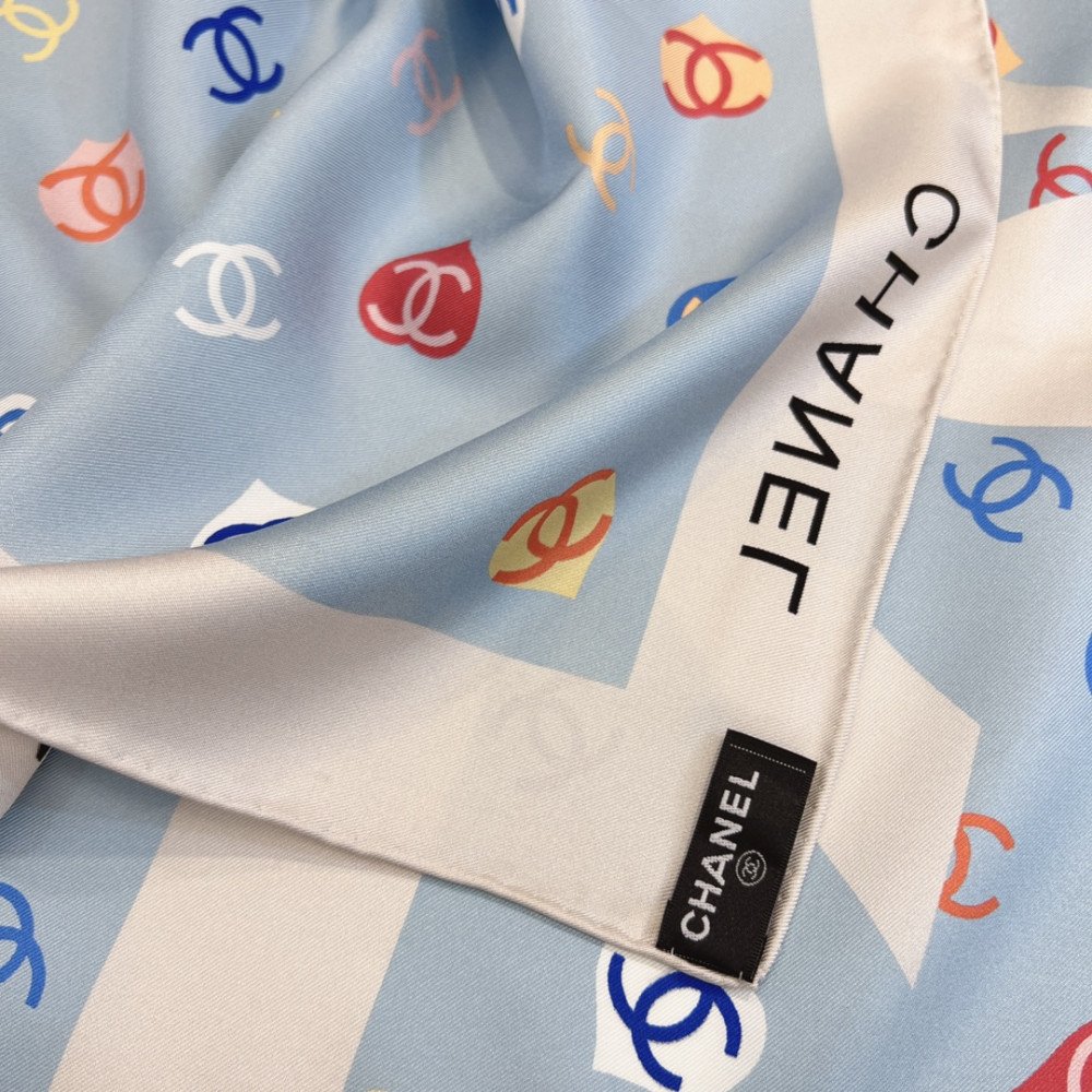Chanel 100% silk 90cm square scarf!  