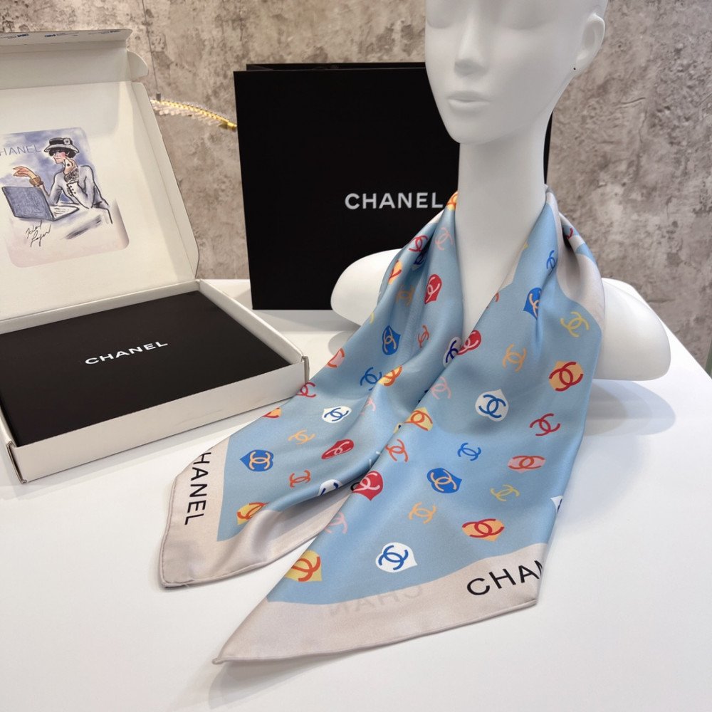 Chanel 100% silk 90cm square scarf!  
