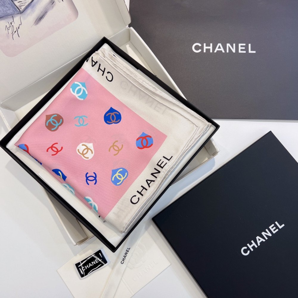 Chanel 100% silk 90cm square scarf! Chanel 100% silk 90cm square scarf!