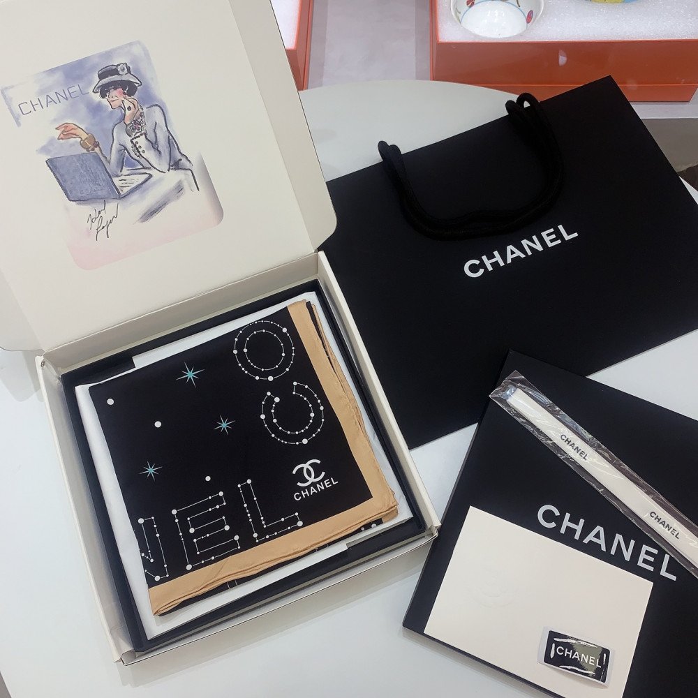 Chanel 100% silk 90cm square scarf!  