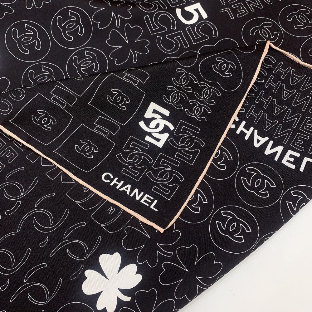 Chanel 100% silk 90cm square scarf! Chanel 100% silk 90cm square scarf!