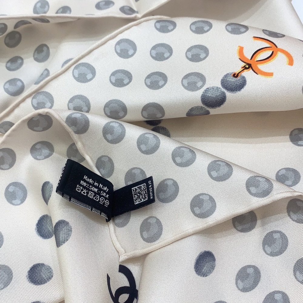 Chanel 100% silk 90cm square scarf!  