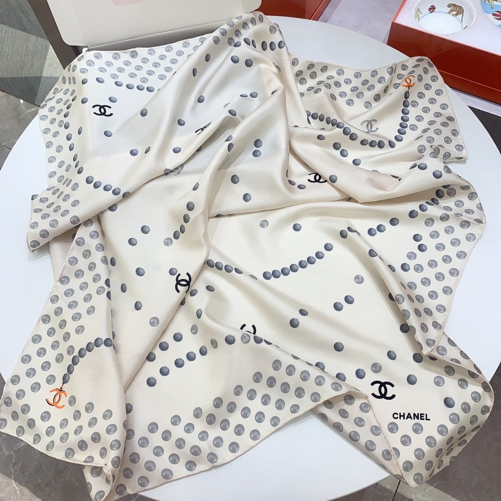 Chanel 100% silk 90cm square scarf!  