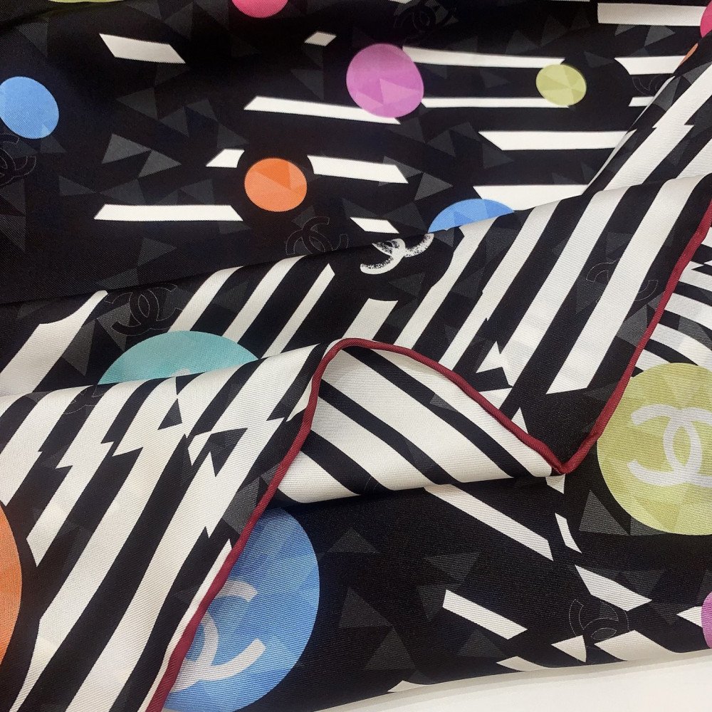 Chanel 100% silk 90cm square scarf!  