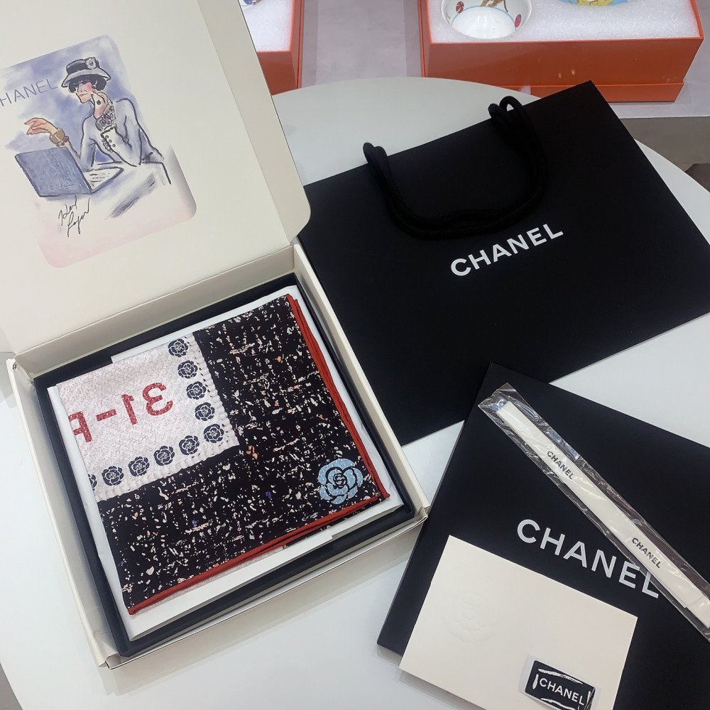 Chanel 100% silk 90cm square scarf!  