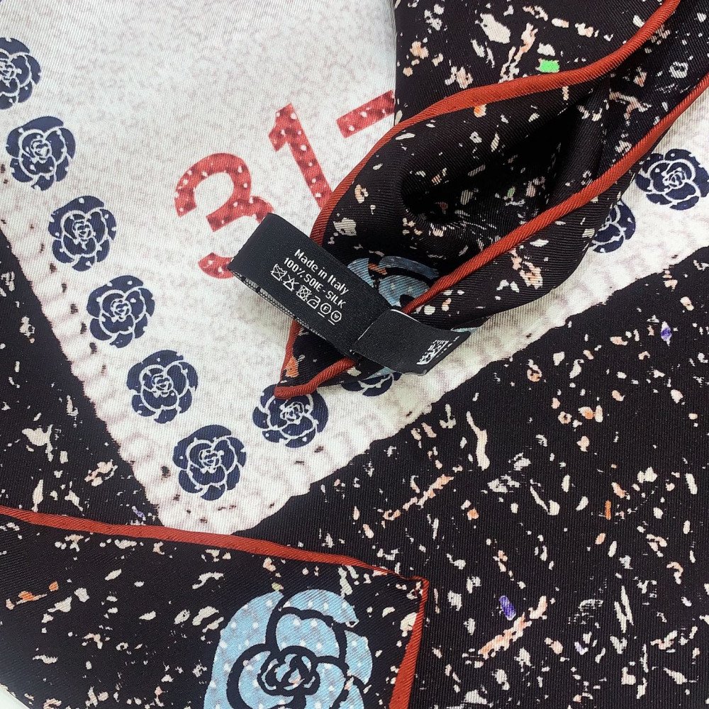 Chanel 100% silk 90cm square scarf!  