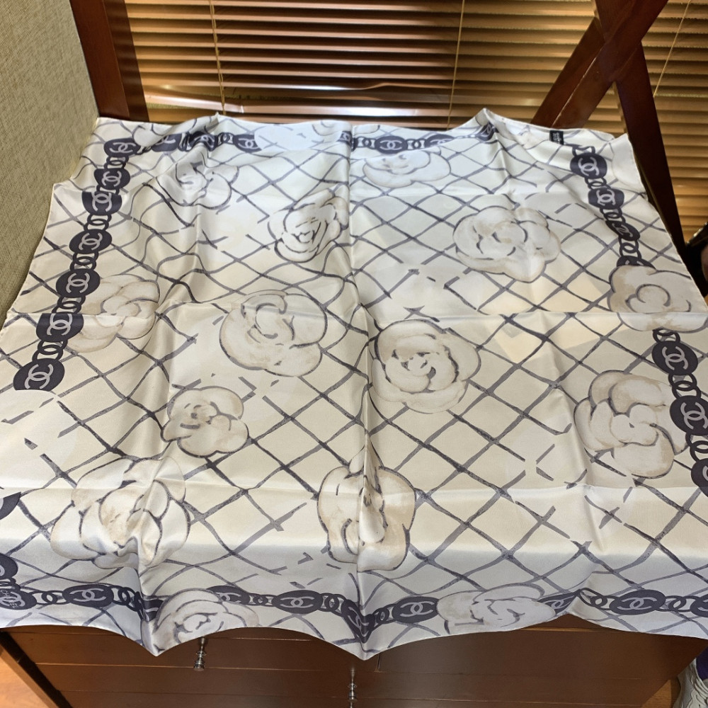 Chanel 100% silk 90cm square scarf!  