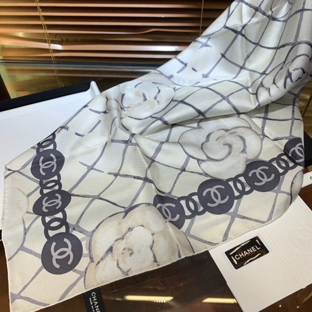 Chanel 100% silk 90cm square scarf!  