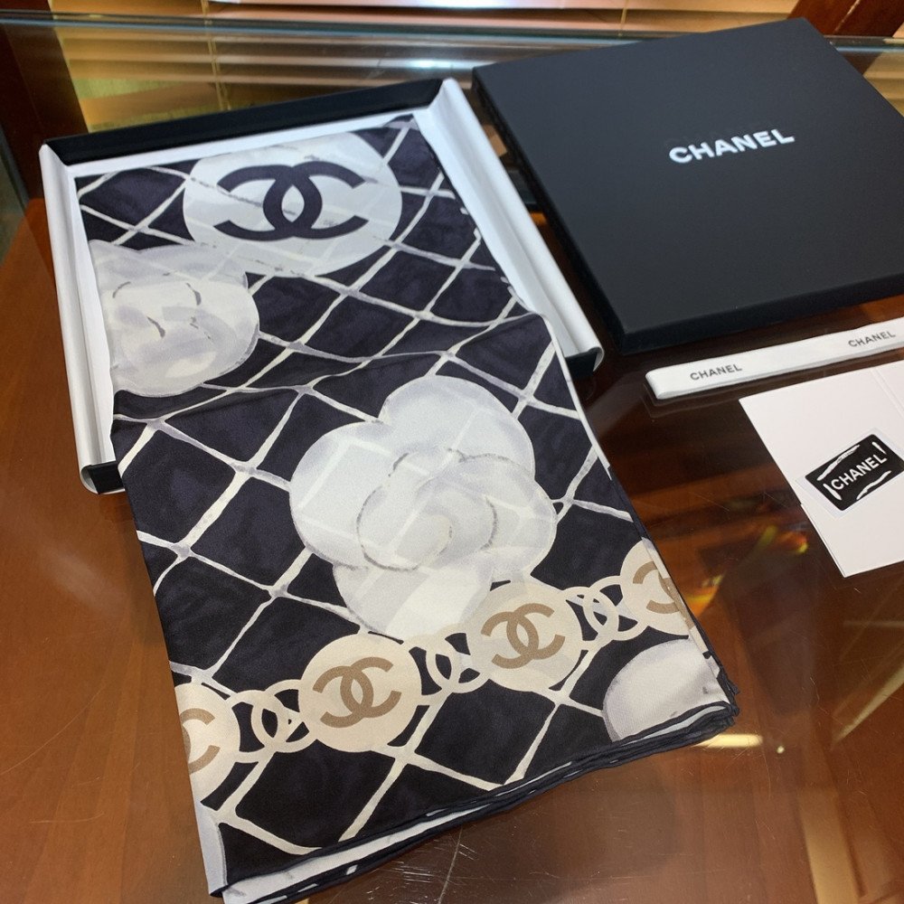 Chanel 100% silk 90cm square scarf!  