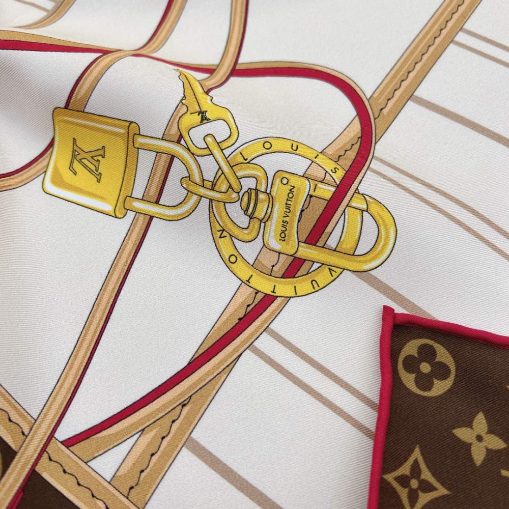 Louis Vuitton 100% Mulberry Silk 90cm Scarf!  