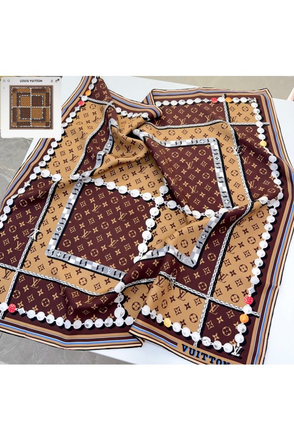 Louis Vuitton 100% Mulberry Silk 90cm Scarf!  