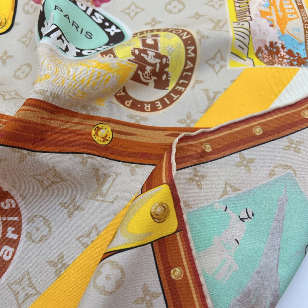 Louis Vuitton 100% Mulberry Silk 90cm Scarf! Louis Vuitton 100% Mulberry Silk 90cm Scarf!