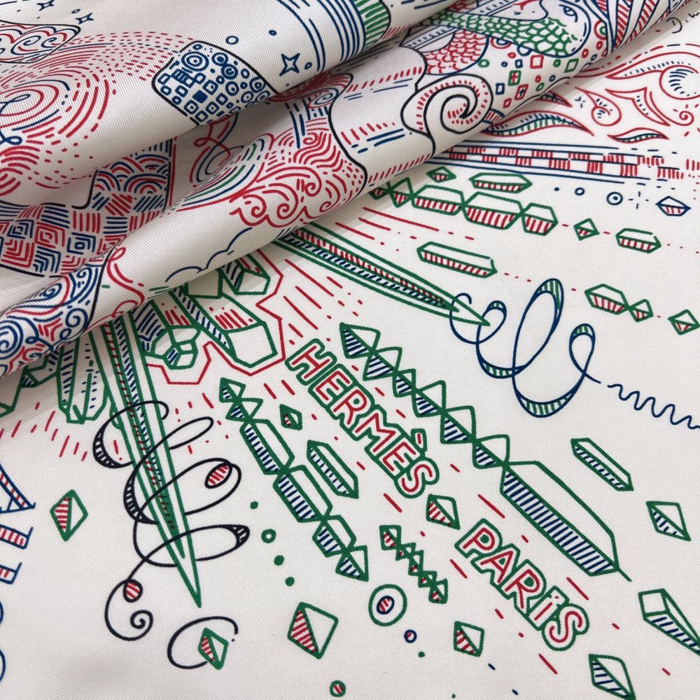 Hermès 90cm 100% Pure Silk Square Scarf!