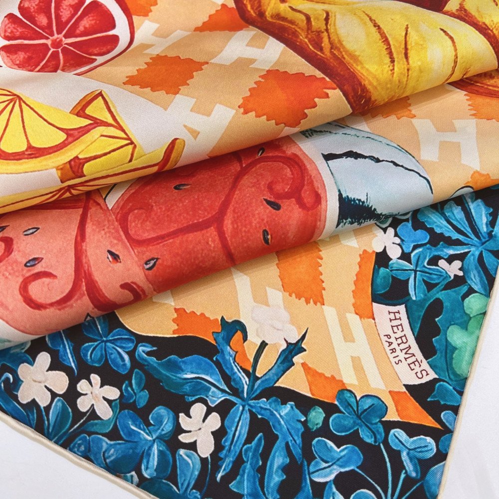 Hermès 90cm 100% Pure Silk Square Scarf! Hermès 90cm 100% Pure Silk Square Scarf!