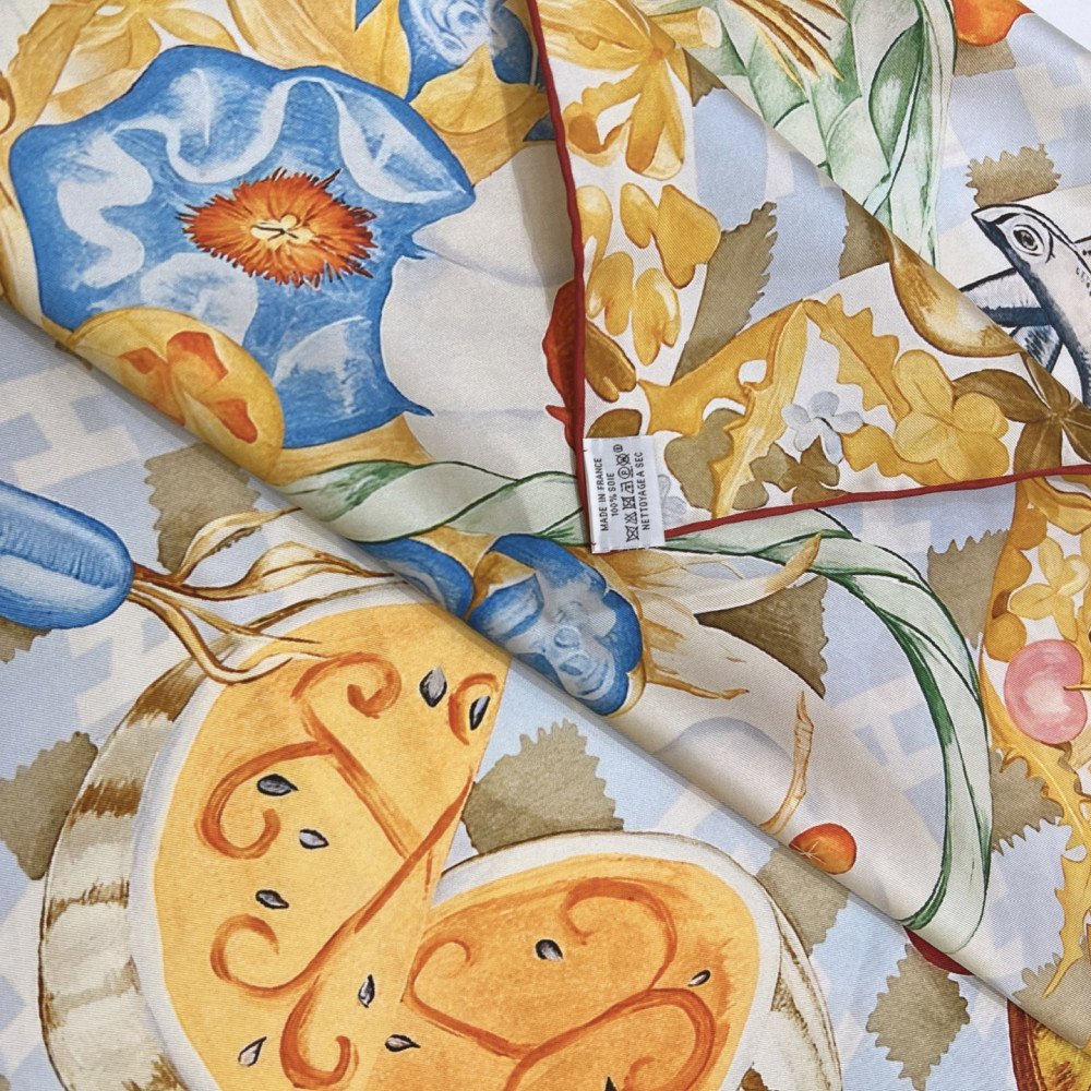 Hermès 90cm 100% Pure Silk Square Scarf!