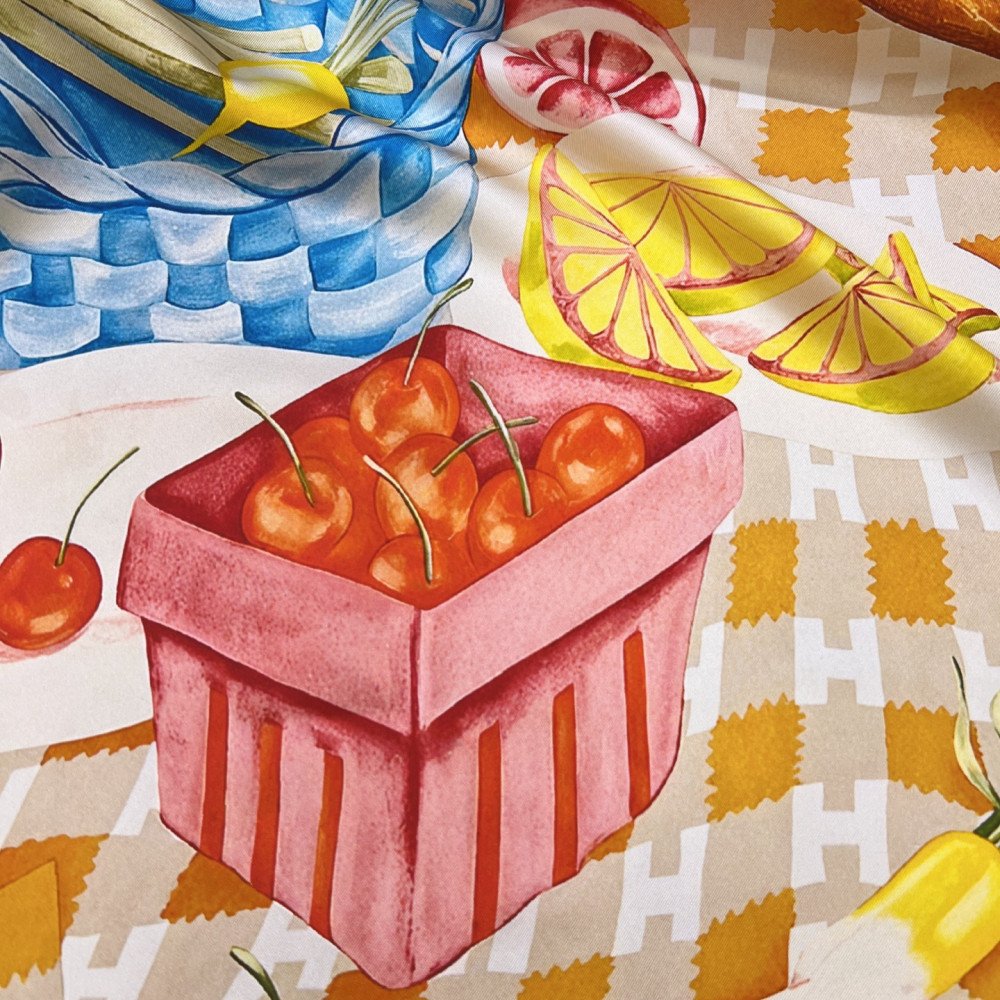 Hermès 90cm 100% Pure Silk Square Scarf!