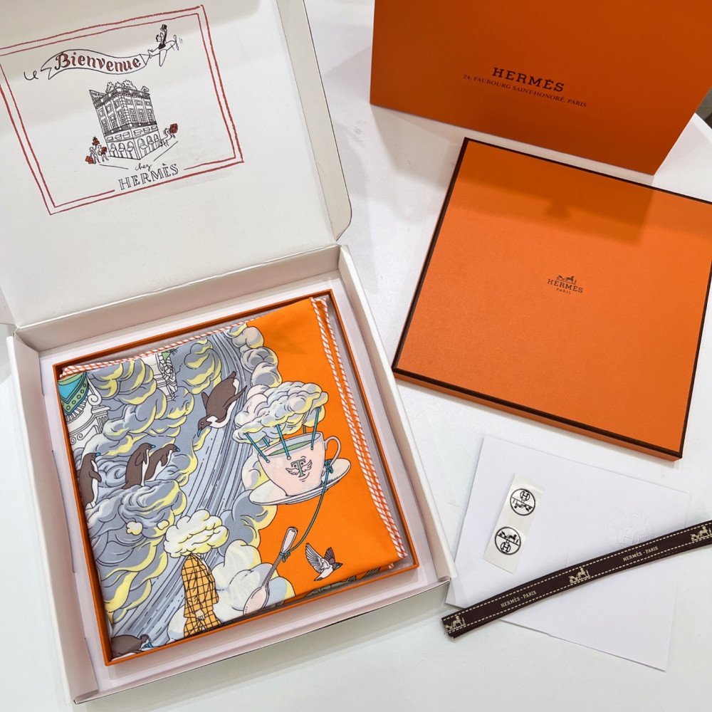 Hermès 90cm 100% Pure Silk Square Scarf!