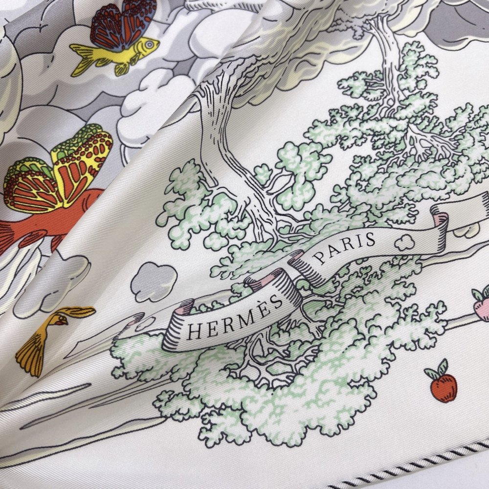 Hermès 90cm 100% Pure Silk Square Scarf!