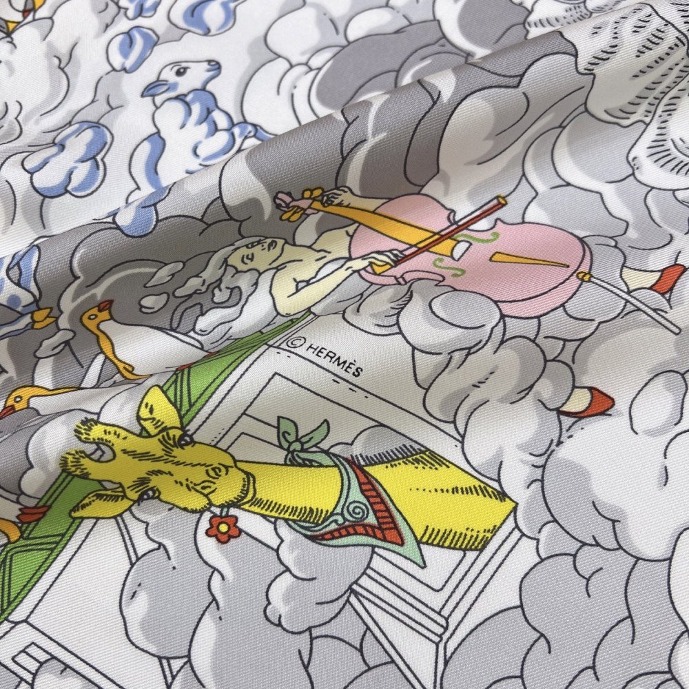 Hermès 90cm 100% Pure Silk Square Scarf!