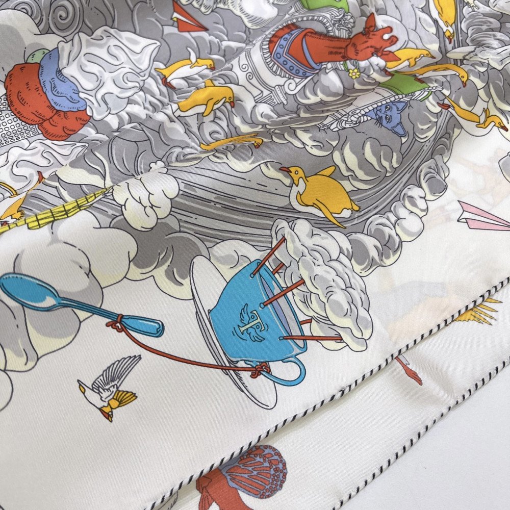 Hermès 90cm 100% Pure Silk Square Scarf!