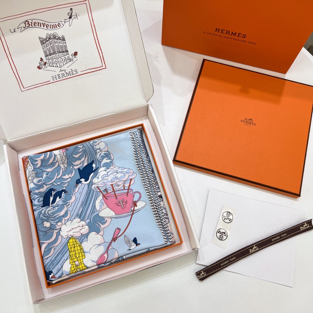 Hermès 90cm 100% Pure Silk Square Scarf!