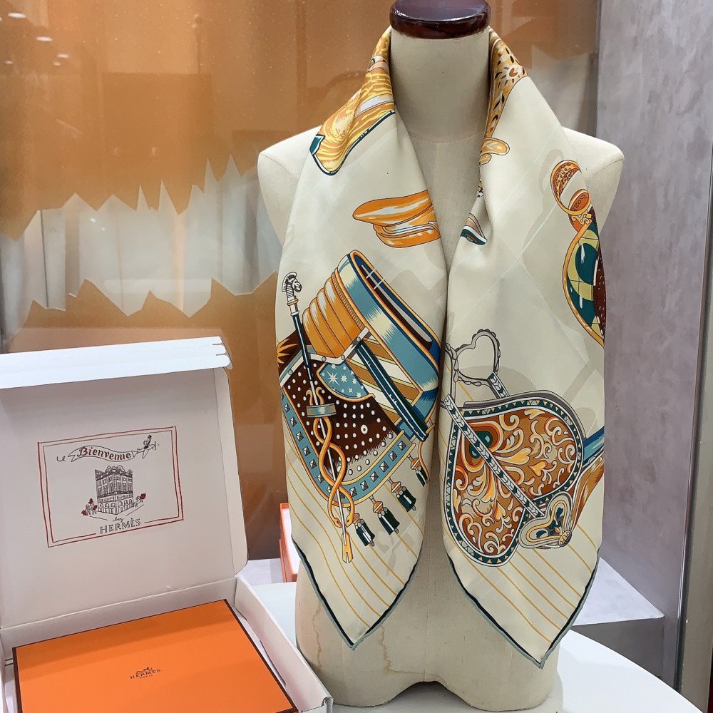 Hermès 90cm 100% Pure Silk Square Scarf!