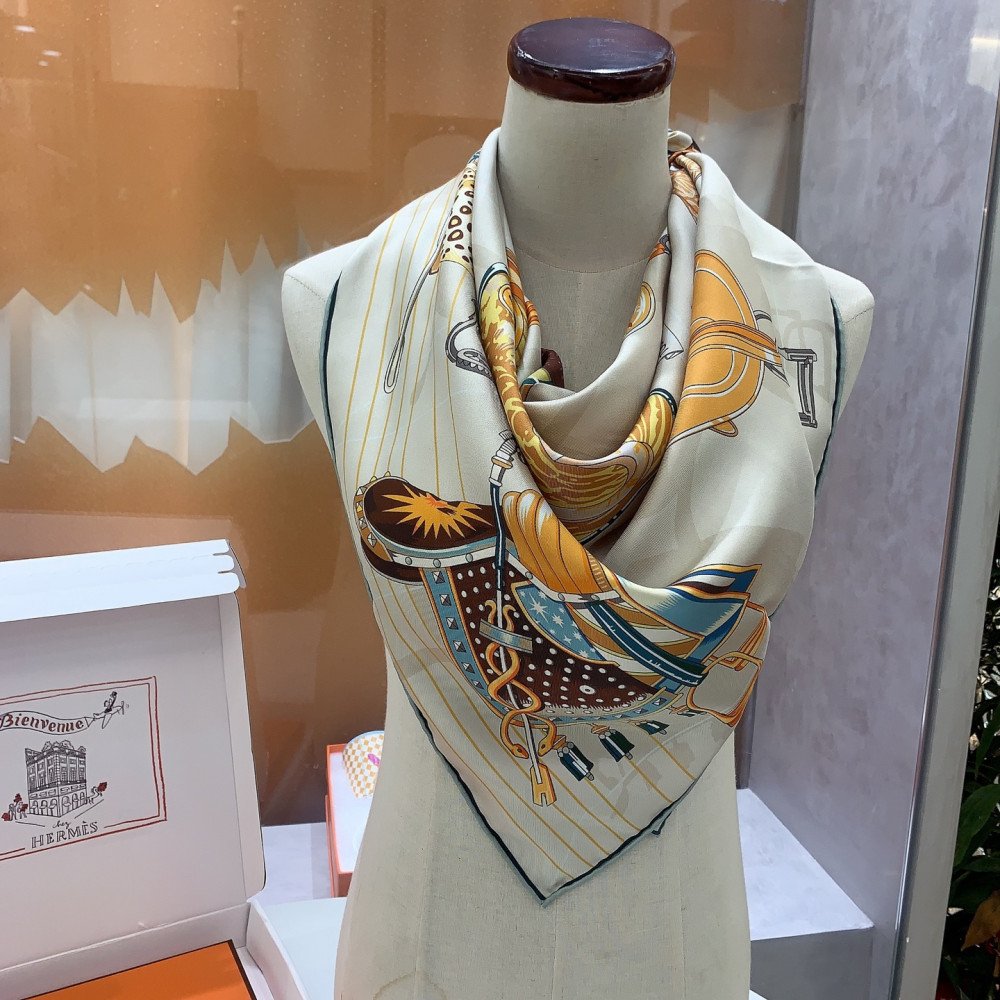 Hermès 90cm 100% Pure Silk Square Scarf!