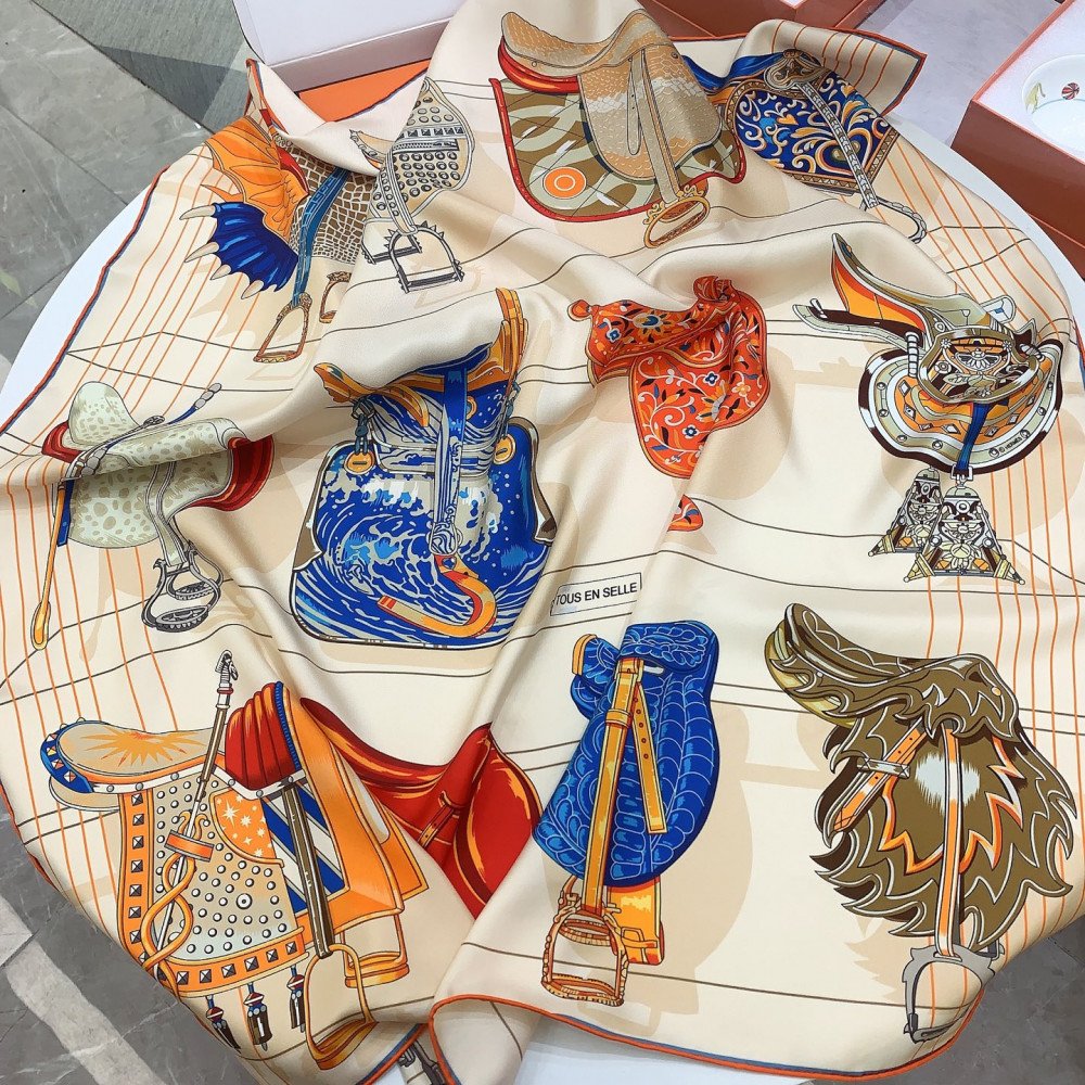 Hermès 90cm 100% Pure Silk Square Scarf!