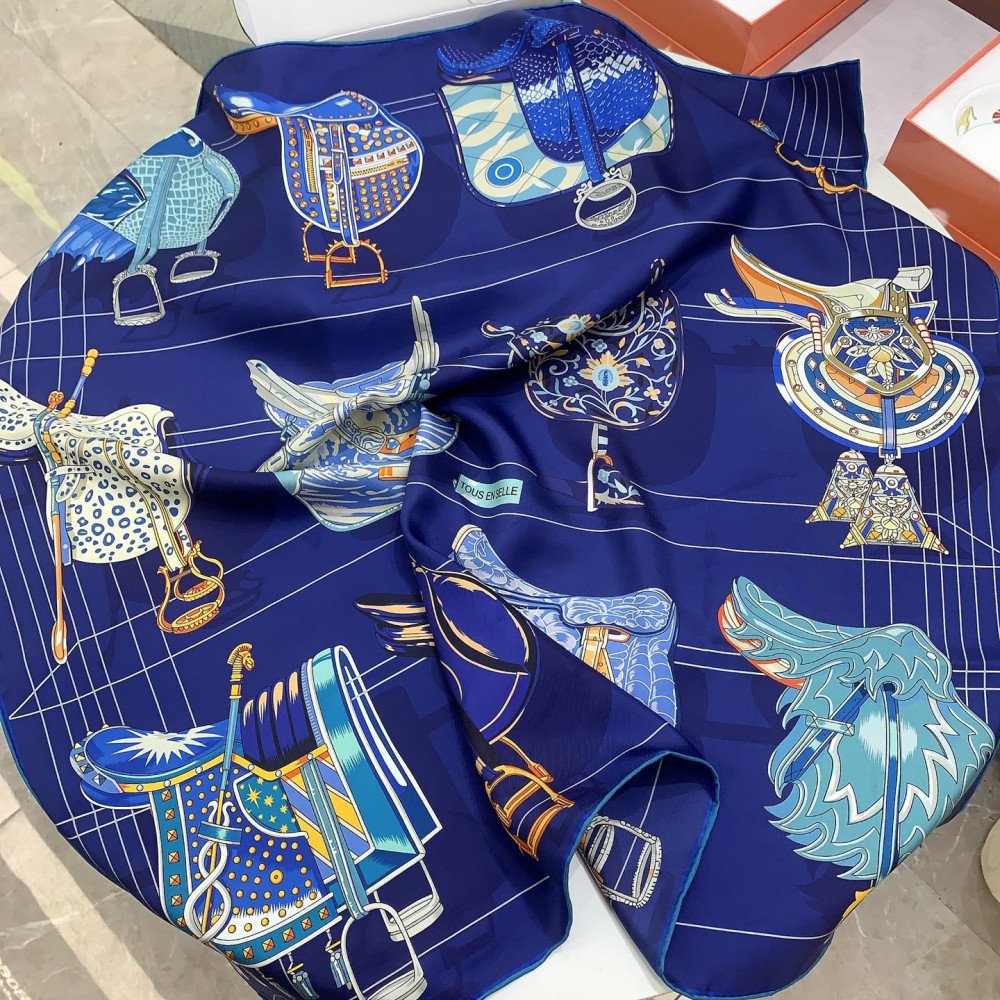 Hermès 90cm 100% Pure Silk Square Scarf! Hermès 90cm 100% Pure Silk Square Scarf!