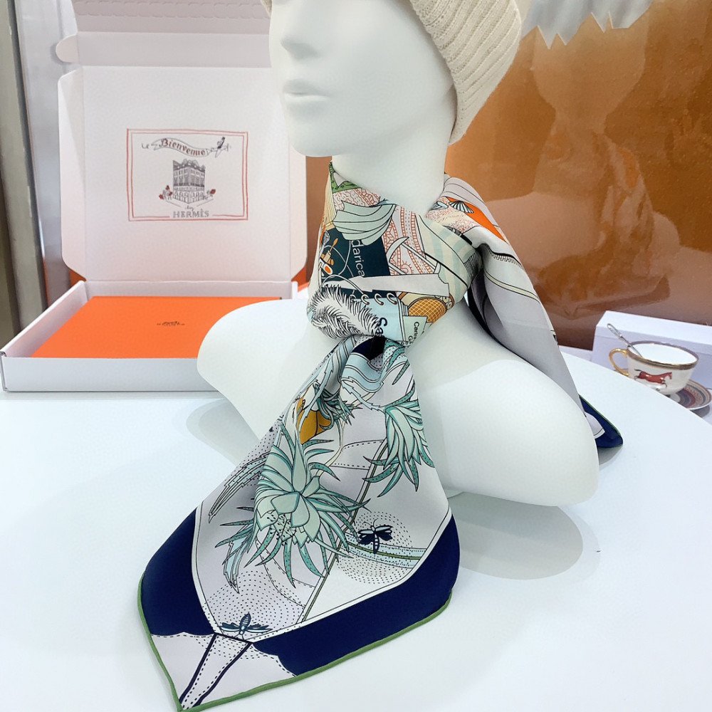 Hermès 90cm 100% Pure Silk Square Scarf!