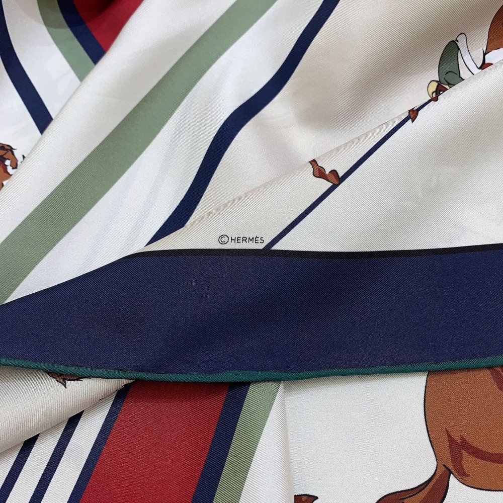 Hermès 90cm 100% Pure Silk Square Scarf!