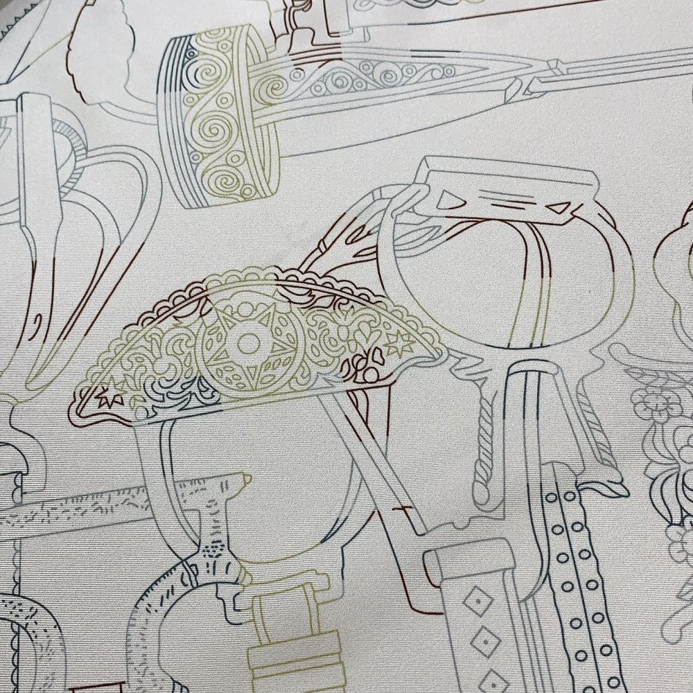 Hermès 90cm 100% Pure Silk Square Scarf!