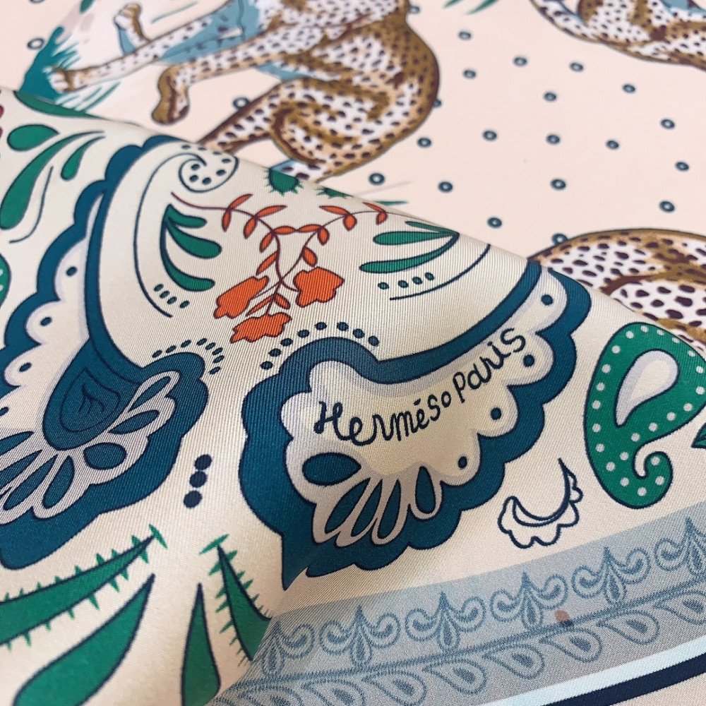 Hermès 90cm 100% Pure Silk Square Scarf!