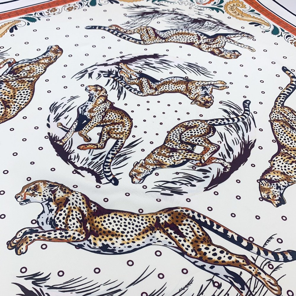 Hermès 90cm 100% Pure Silk Square Scarf! Hermès 90cm 100% Pure Silk Square Scarf!