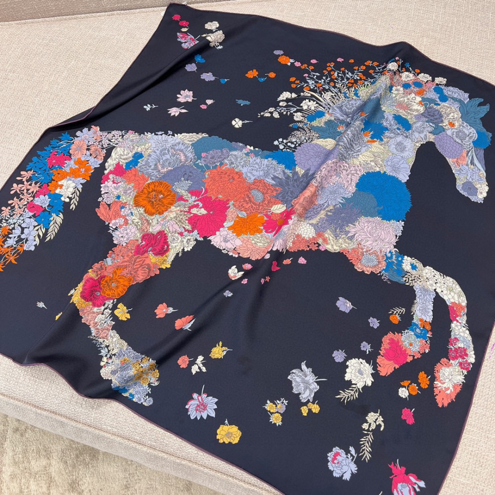 Hermès 90cm 100% Pure Silk Square Scarf!