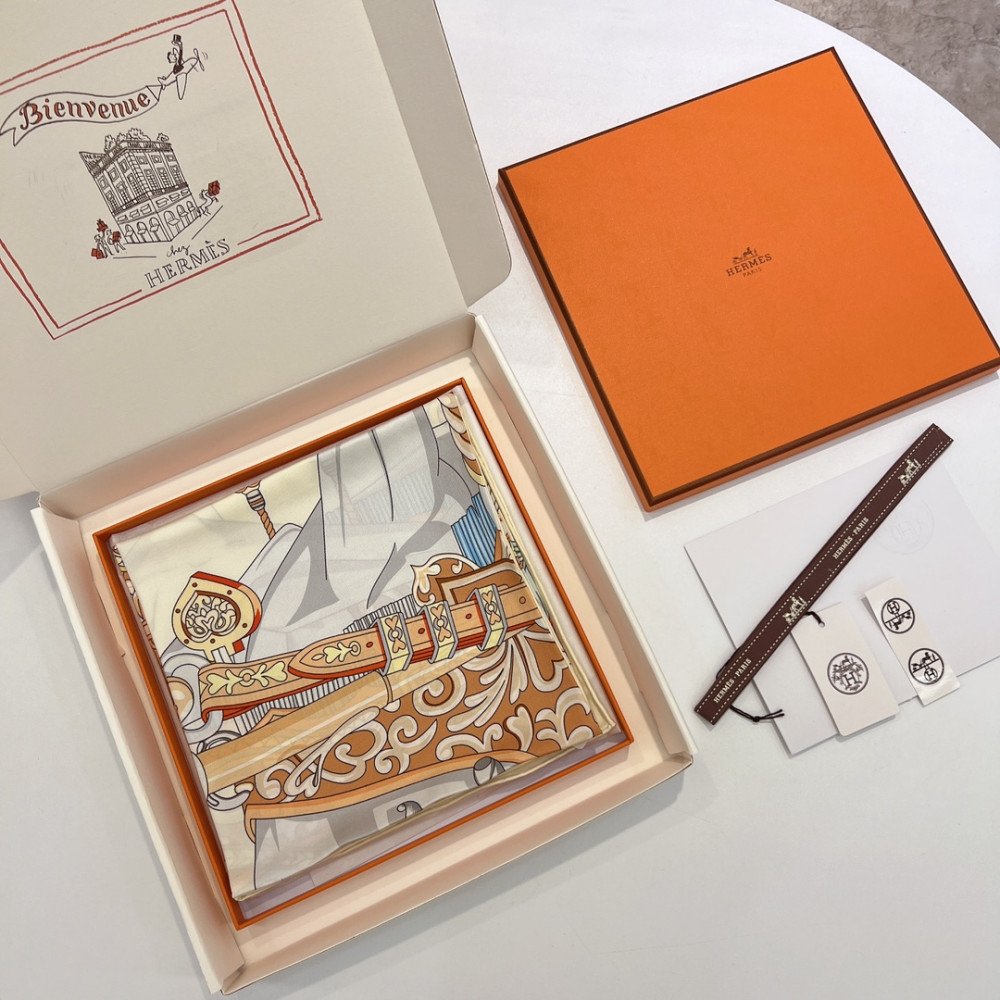 Hermès 90cm 100% Pure Silk Square Scarf! Hermès 90cm 100% Pure Silk Square Scarf!