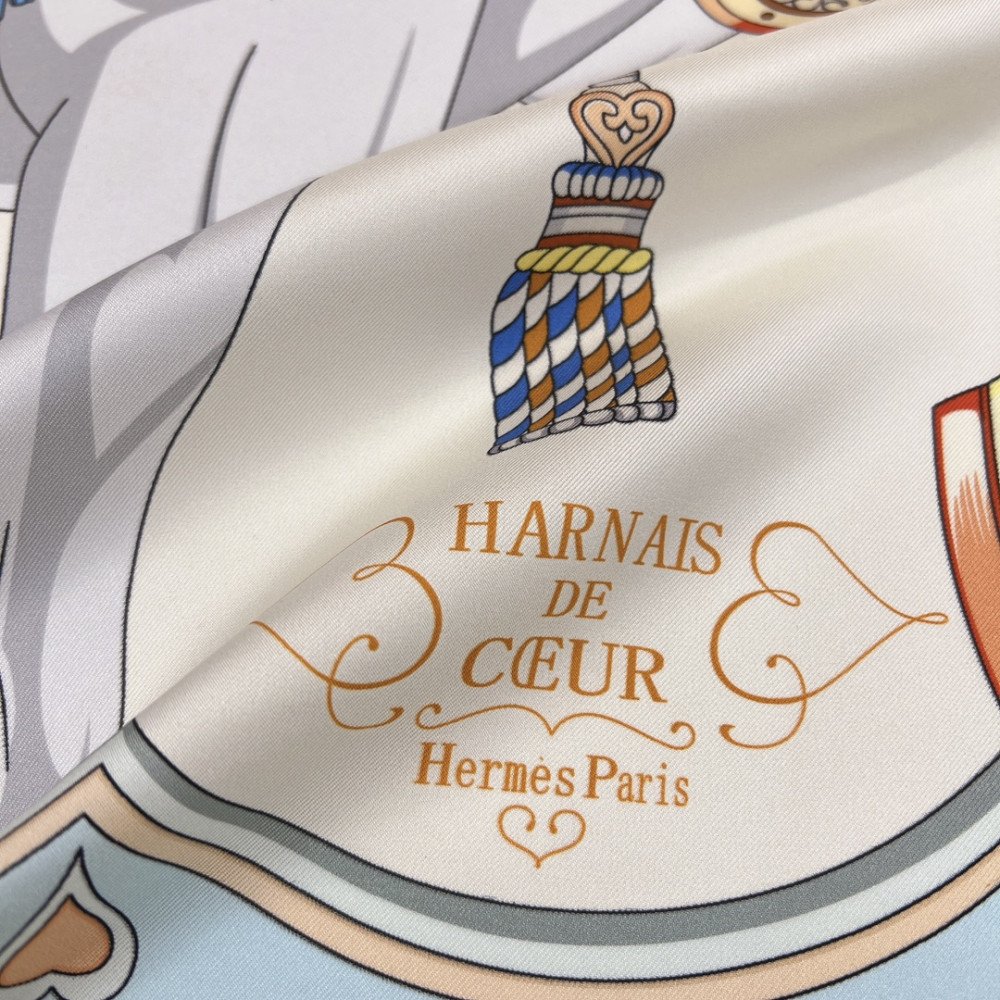 Hermès 90cm 100% Pure Silk Square Scarf! Hermès 90cm 100% Pure Silk Square Scarf!