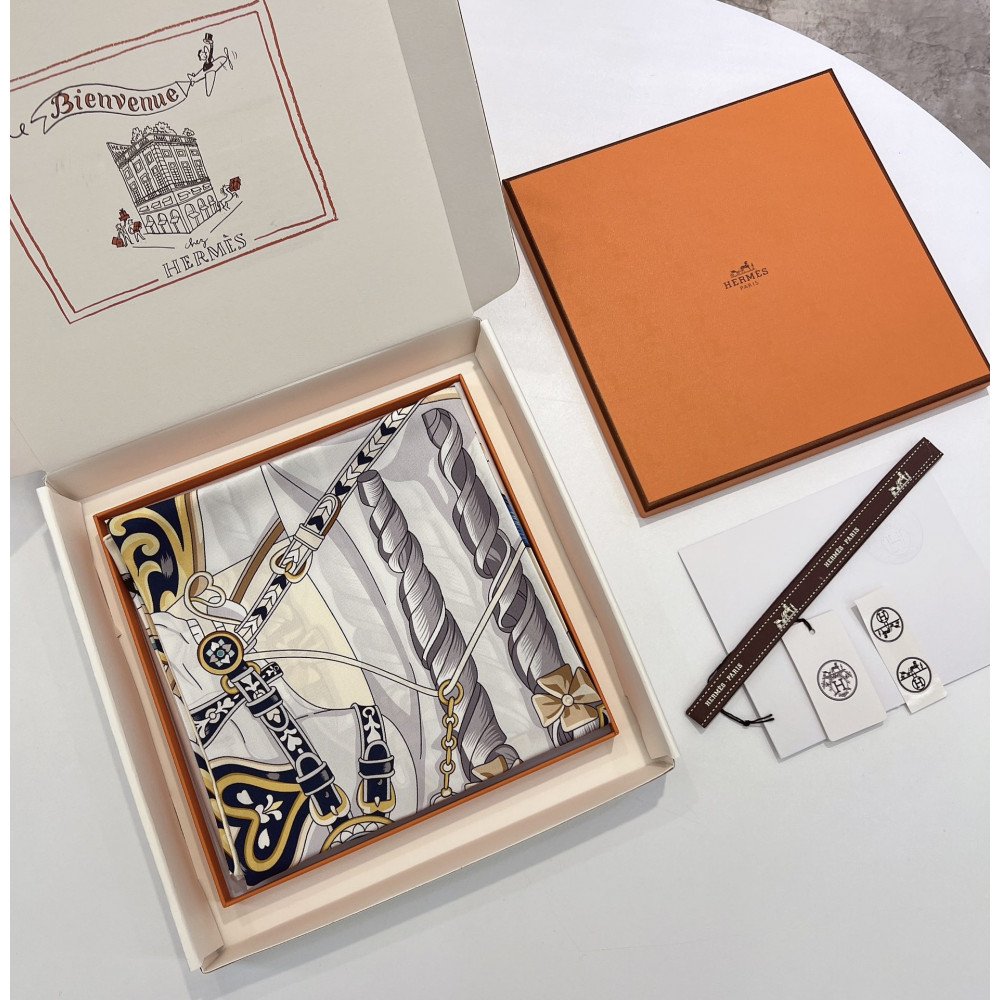 Hermès 90cm 100% Pure Silk Square Scarf!