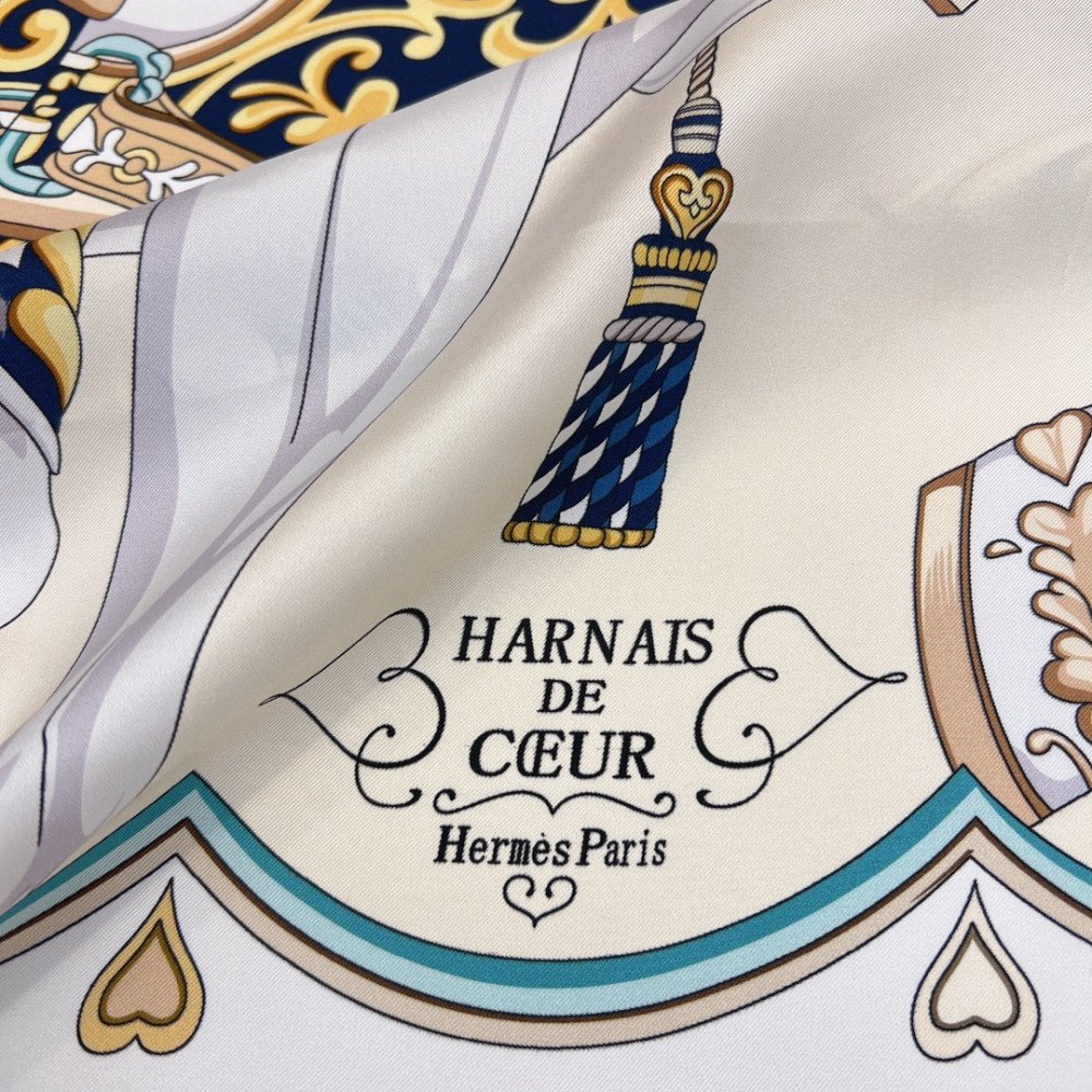 Hermès 90cm 100% Pure Silk Square Scarf!