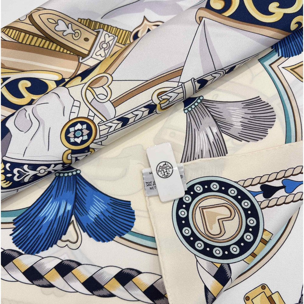 Hermès 90cm 100% Pure Silk Square Scarf!